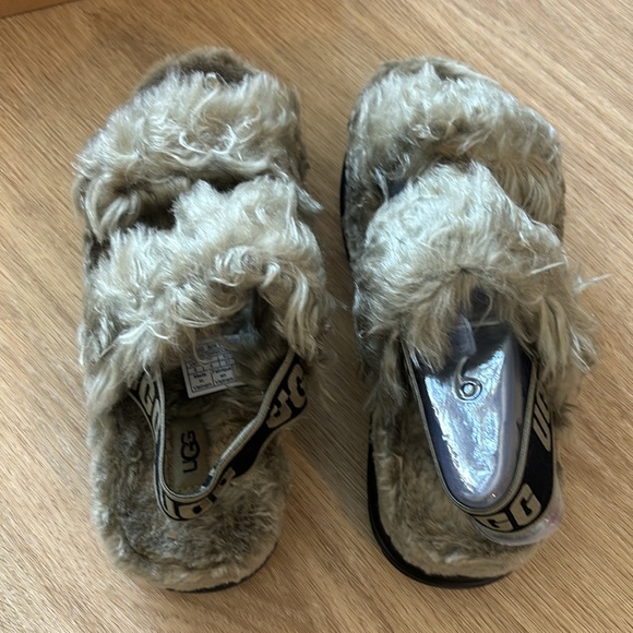💜NWT💜 UGG Fluff Sugar Sandal - Picture 2 of 9